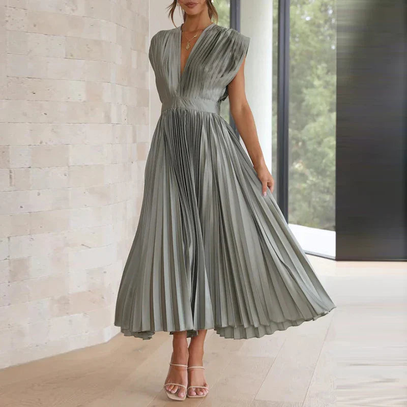 Daliah Sukienka Damska – Elegancka Plisowana Sukienka z Głębokim Dekoltem i Uniwersalnym Stylem
