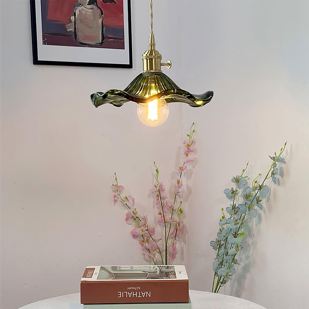 Stylowa Lampa w Kształcie Kwiatu Hibiskusa