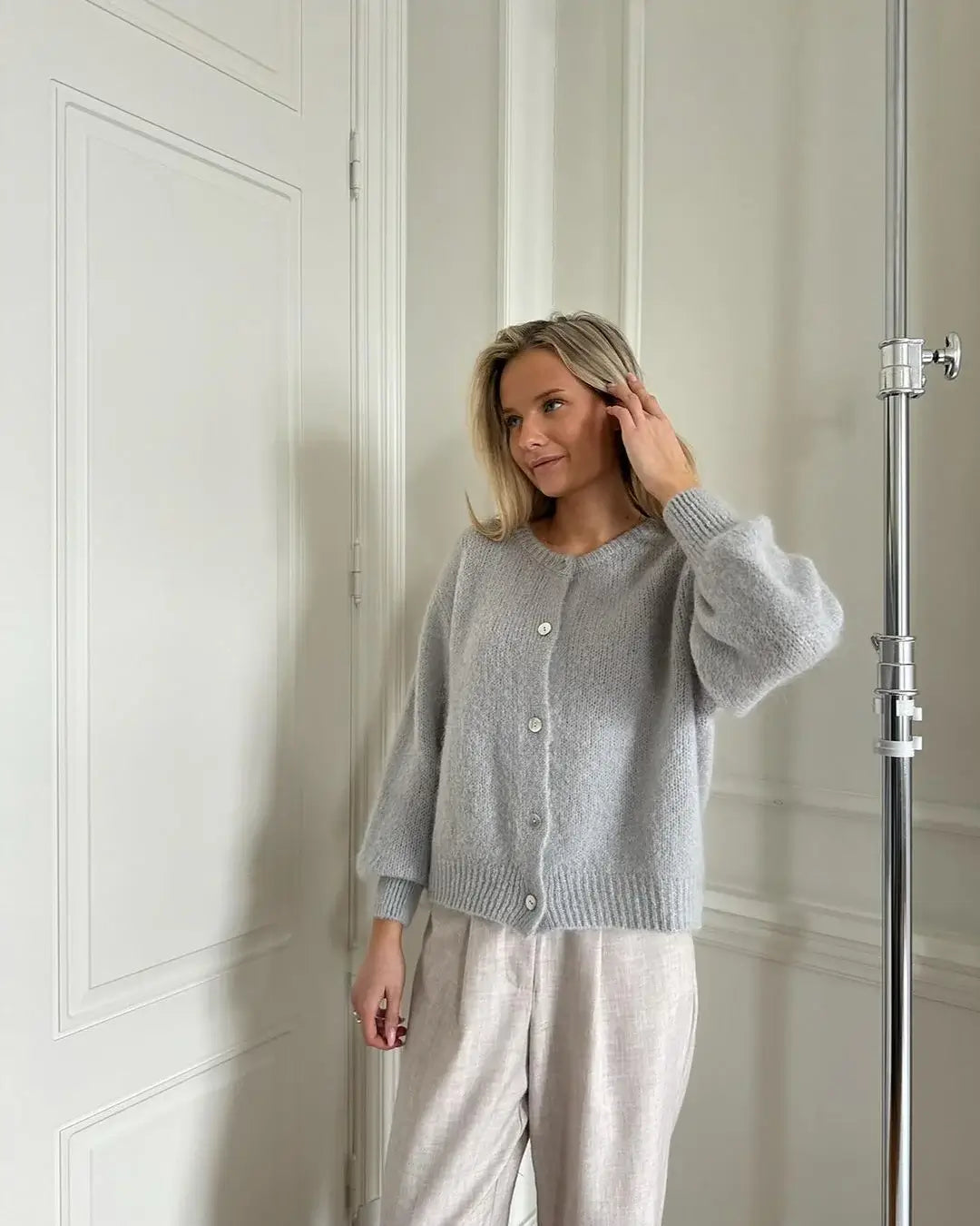 Addilyn Kardigan Damski – Miękki i Elegancki Sweter z Wygodnej Dzianiny na Zimę