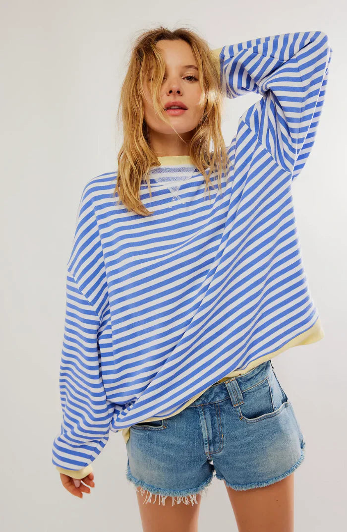 Mila Bluza Oversize – Wygodna Bluza z Klasycznymi Paskami i Kontrastowymi Szczegółami
