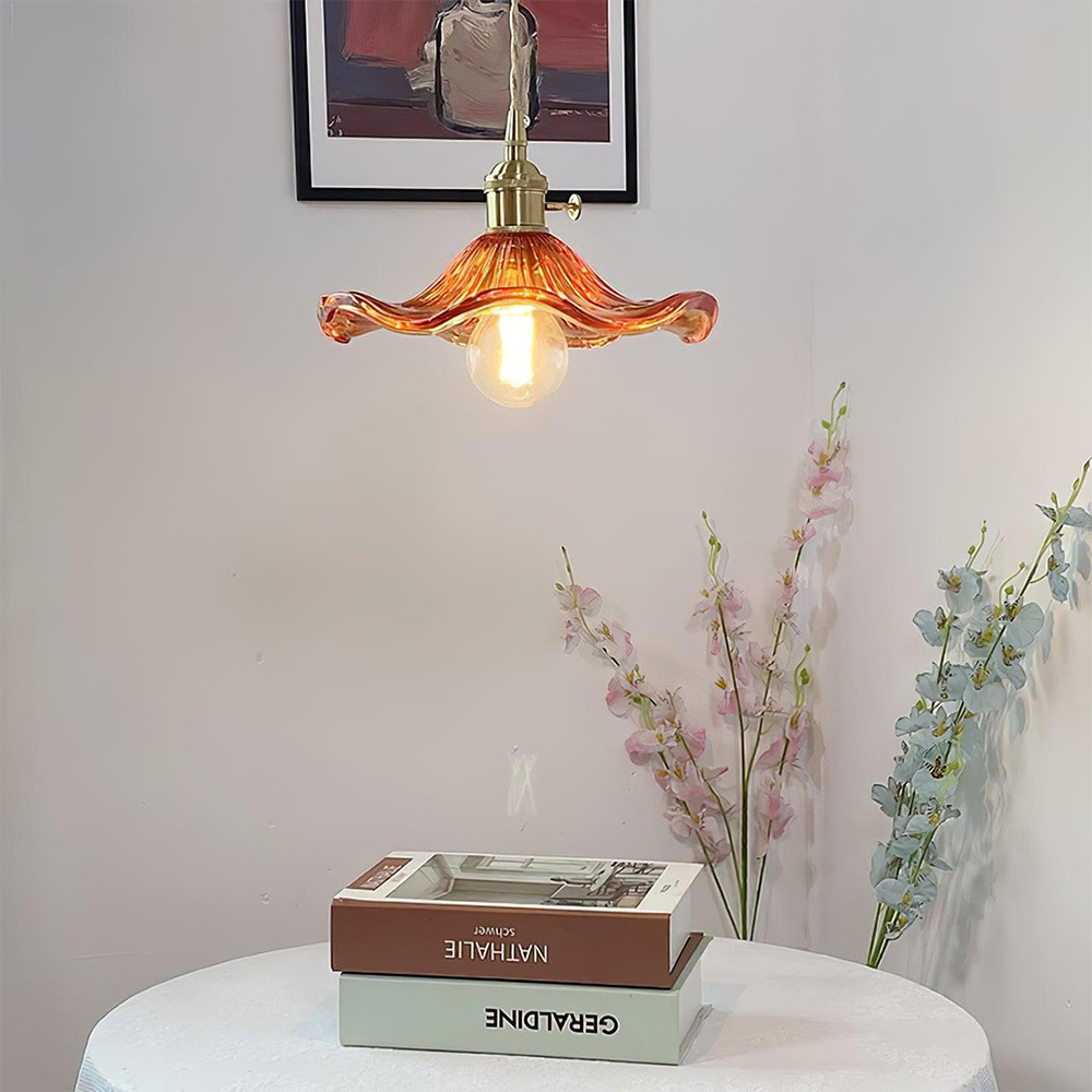 Stylowa Lampa w Kształcie Kwiatu Hibiskusa