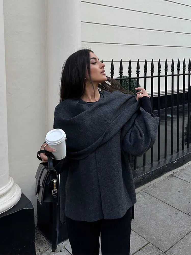 Emma Poncho Damskie – Asymetryczne z Wełny, Eleganckie i Idealne na Zimowe Ogrzanie