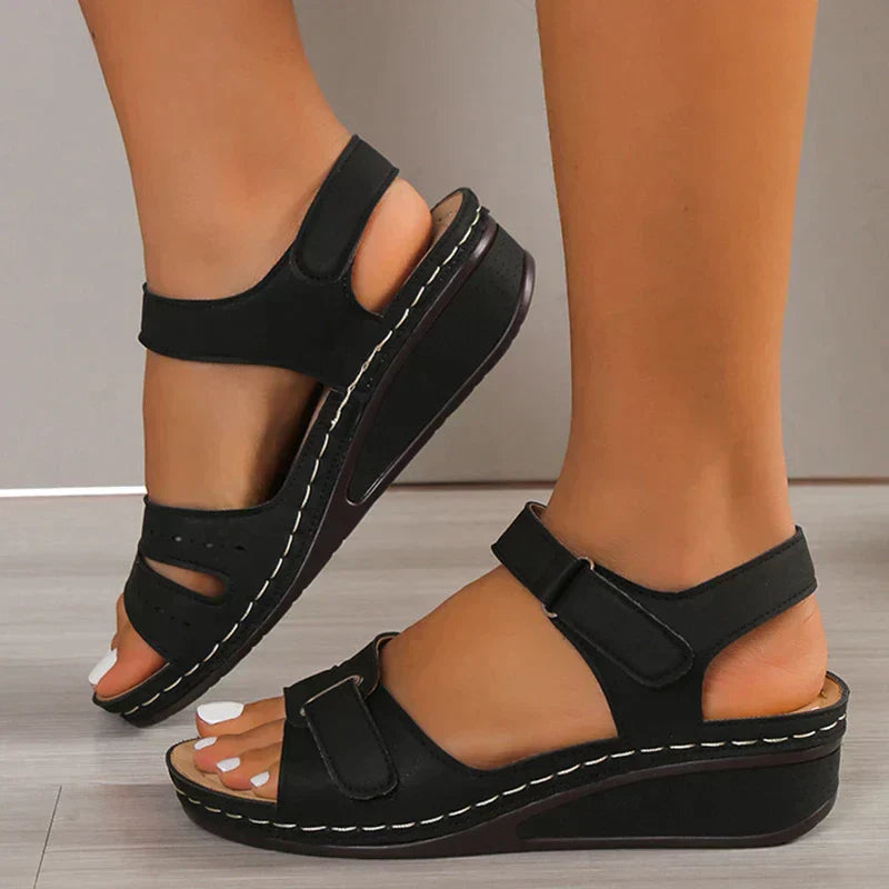 Callie Damskie Sandały – Eleganckie Letnie Buty z Regulowanym Zapięciem i Wygodnym Dopasowaniem